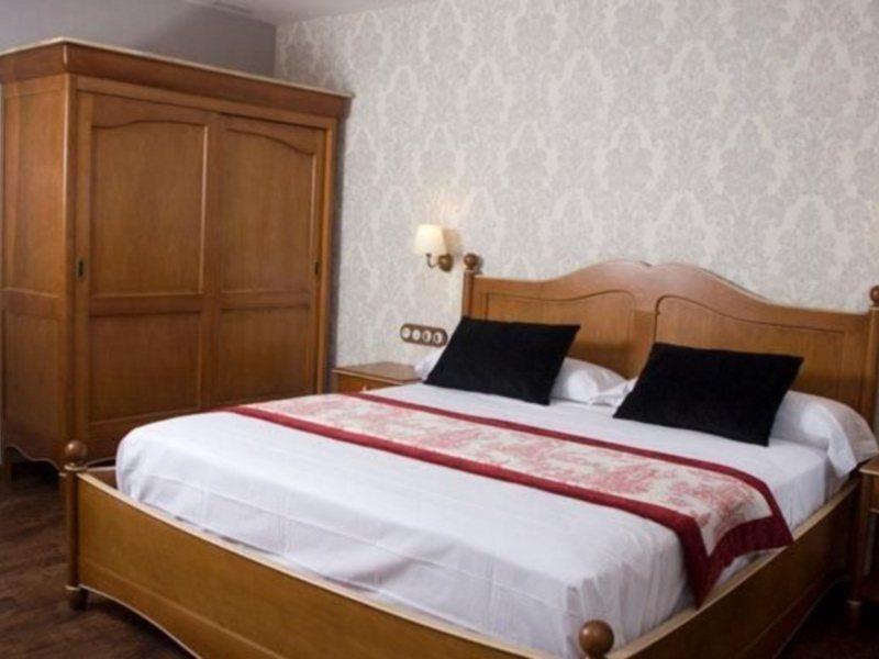 Husa Sant Bernat Montseny Ngoại thất bức ảnh
