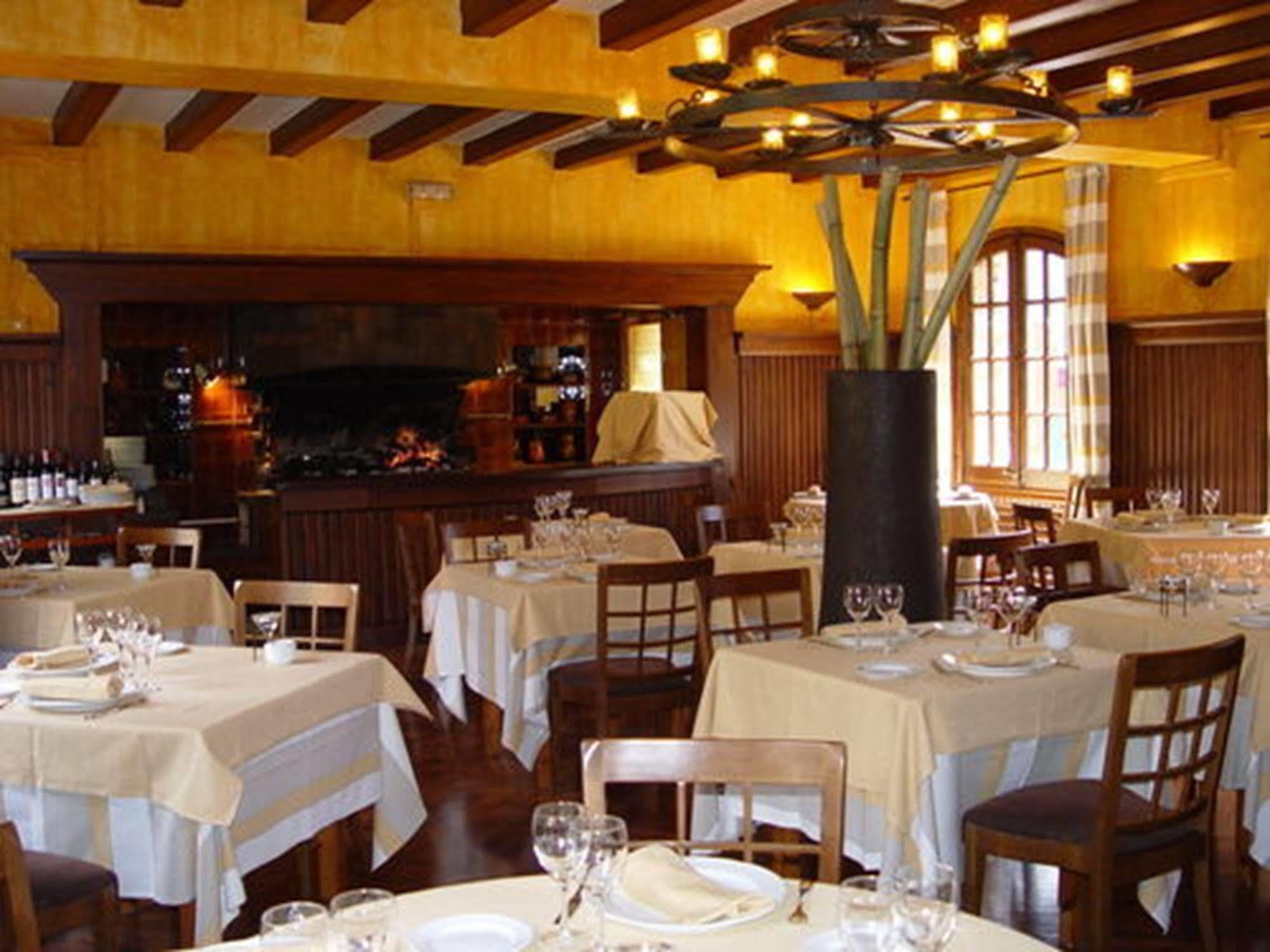 Husa Sant Bernat Montseny Ngoại thất bức ảnh